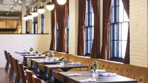 08 2343_Cuningham_ConfluenceHotel_1299